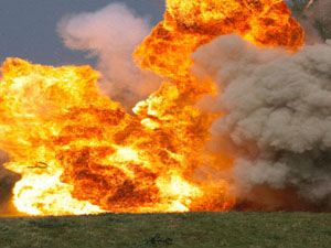 İstanbul'da bombalar patladı 13 ölü 30 yaralı