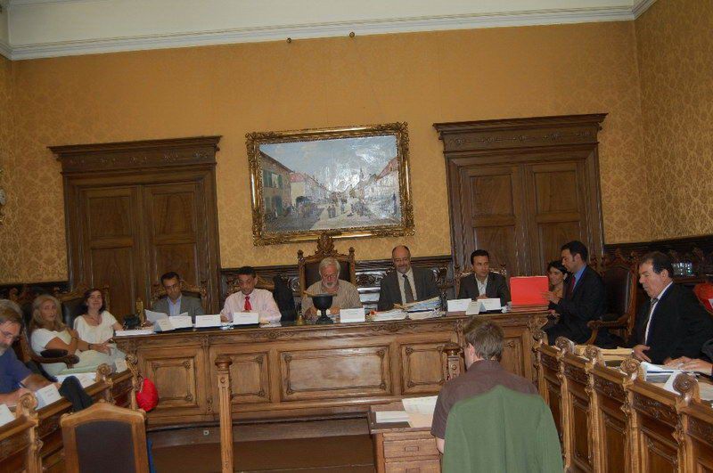 Yeni meclis üyemiz: CEVDET YILDIZ yemin etti