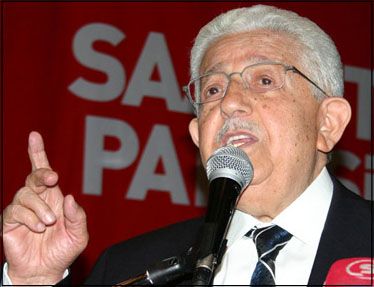 Recai Kutan: Erivan ziyareti tek taraflı taviz