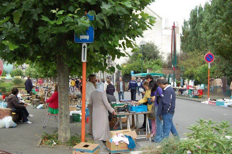Mahalle pazarları orta kesimin umudu olmakta