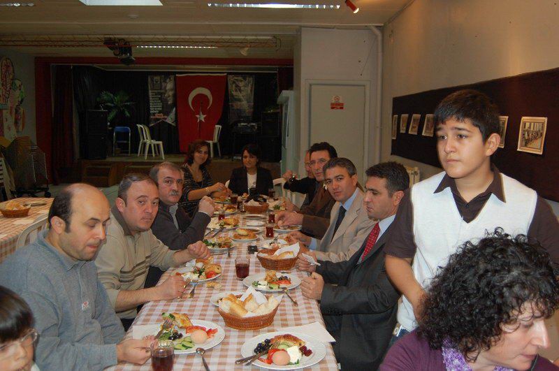 BADD'dan Bakanlı kahvaltı