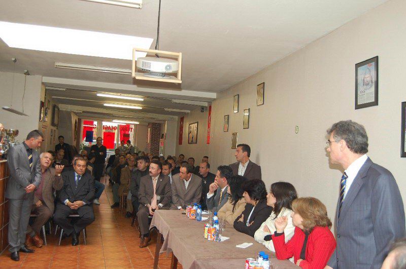 Büyükelçi Tanlay Gent’te vatandaşlarla buluştu…