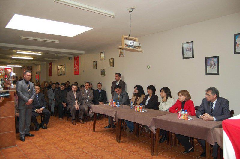 Büyükelçi Tanlay Gent’te vatandaşlarla buluştu…