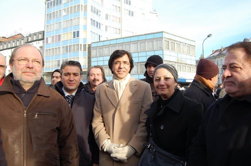 BRÜKSEL'DE ONBİNLER İSRAİL KATLİAMINI PROTESTO ETTİ