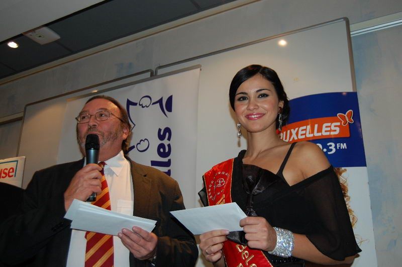 VLAN GAZETESİ ÖDÜLLERİ TÖRENLE SAHİPLERİNE VERİLDİ