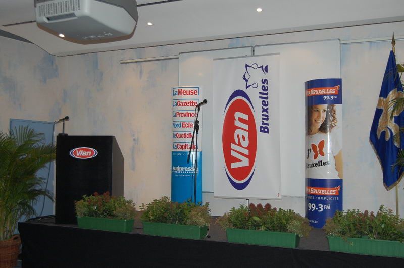 VLAN GAZETESİ ÖDÜLLERİ TÖRENLE SAHİPLERİNE VERİLDİ