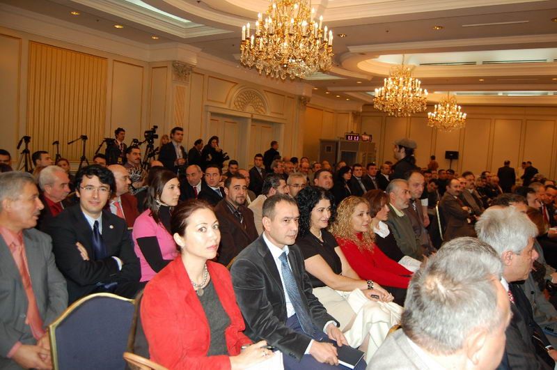 BAŞBAKAN ERDOĞAN SİVİL TOPLUM TEMSİLCİLERİYLE BULUŞTU