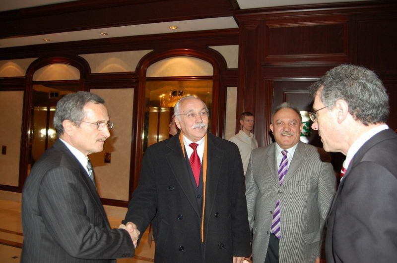 BAŞBAKAN ERDOĞAN SİVİL TOPLUM TEMSİLCİLERİYLE BULUŞTU