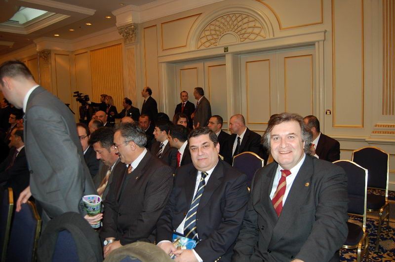 BAŞBAKAN ERDOĞAN SİVİL TOPLUM TEMSİLCİLERİYLE BULUŞTU