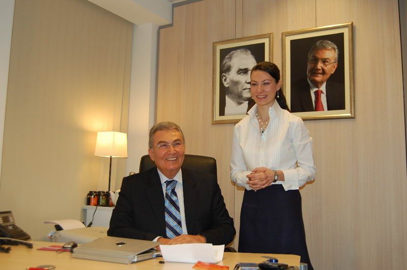 Baykal AB Temsilciliğini basın toplantısıyla açtı