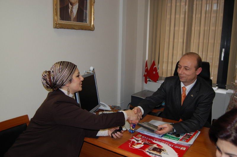 TURKISH LADY'DEN MUŞAVİRLERE ZİYARET