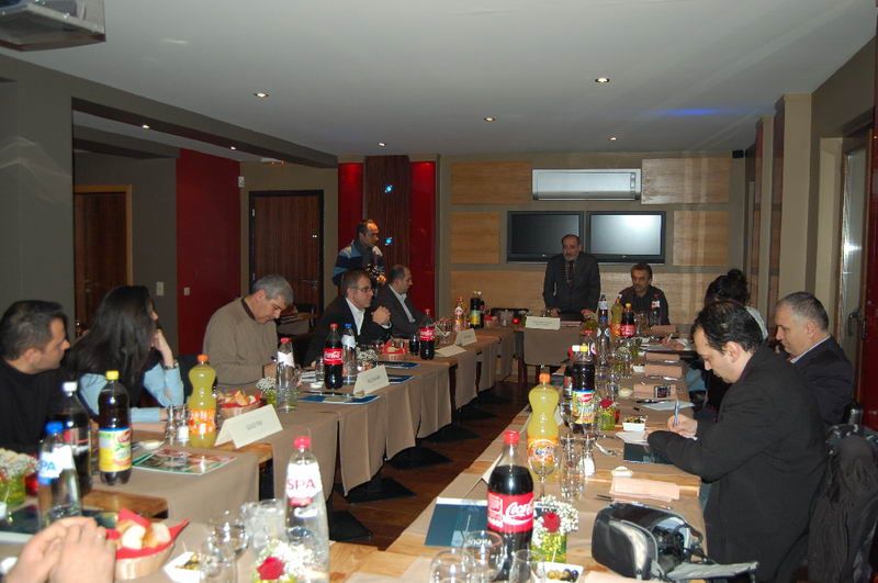Türk Dernekler Birliği basına yemek verdi