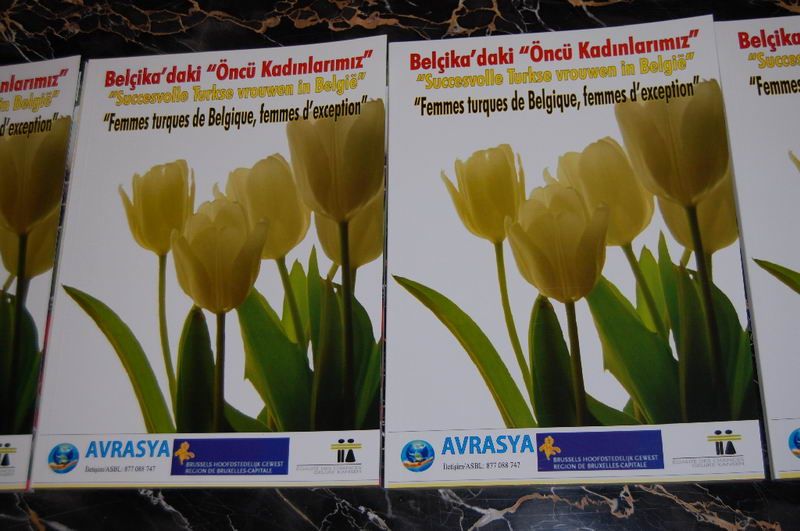 'BELÇİKADAKİ ÖNCÜ KADINLARIMIZIN'BASINDAKİ YANSIMALARI