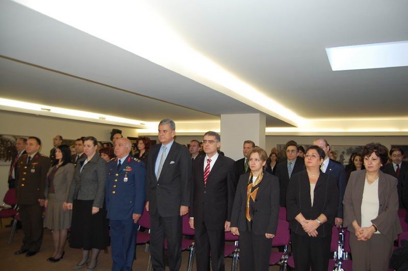 Çanakkale şehitleri Büyükelçilikte anıldı