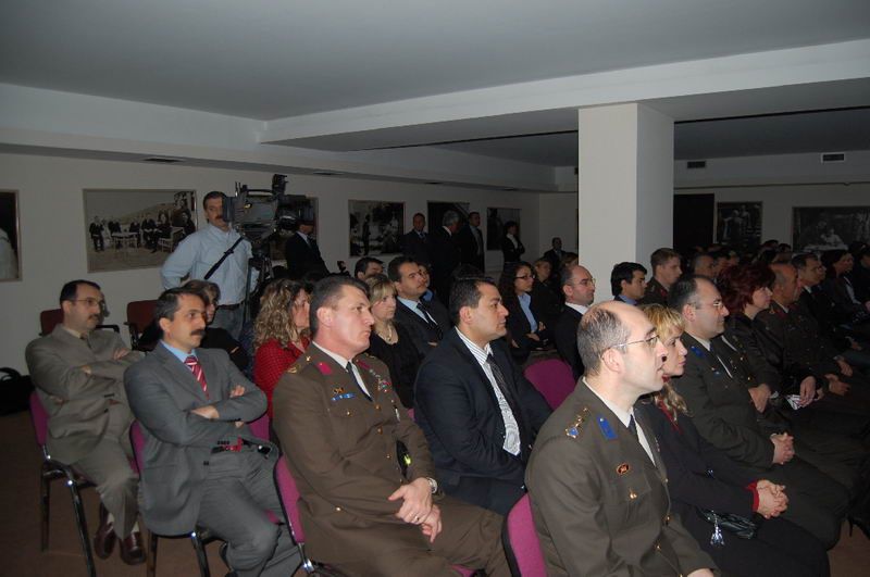 Çanakkale şehitleri Büyükelçilikte anıldı