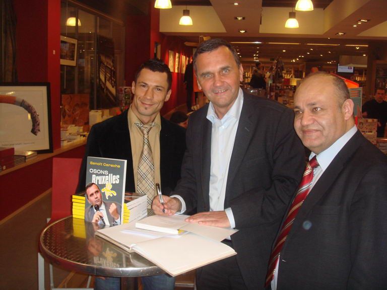 Çalışma Bakanı Benoit Cerexhe Kitap Yazdı