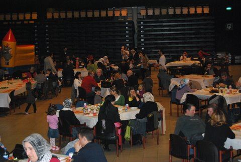 GAZZE'Lİ ÇOCUKLARA YARDIM YAPILDI