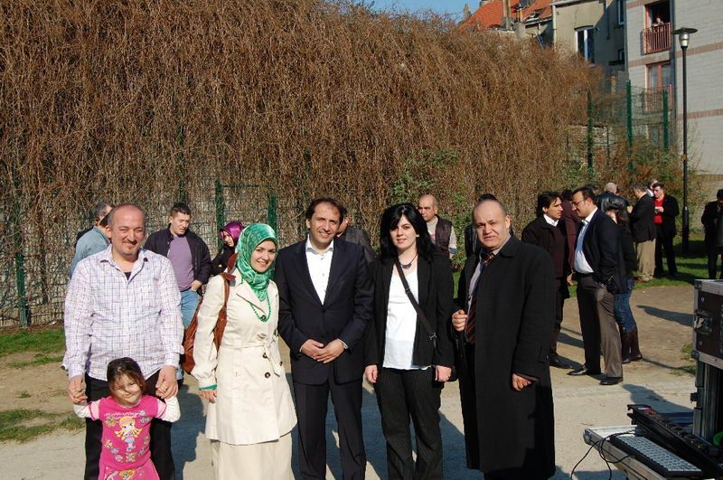 BRÜKSEL’DE NEVRUZ TÜRKÜLERLE KUTLANDI