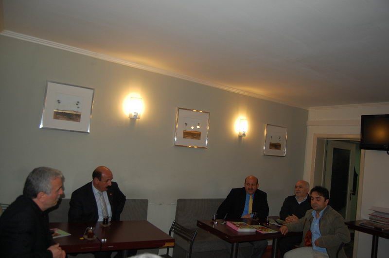 MHP ESKİ MİLLETVEKİLİ ÖZTÜRK VATANDAŞLARLA BULUŞTU