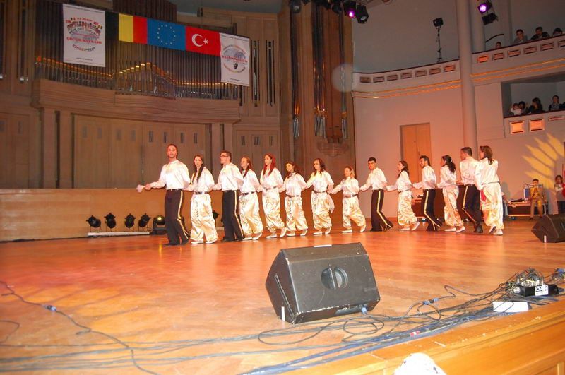23 NİSAN BRÜKSEL’DE COŞKUYLA KUTLANDI