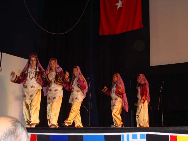 LİEGE BÖLGESİNDE COŞKULU 23 NİSAN KUTLAMASI