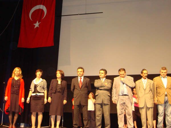 LİEGE BÖLGESİNDE COŞKULU 23 NİSAN KUTLAMASI