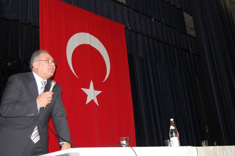 MİLLİ MESELELERİMİZ MASAYA YATIRILDI