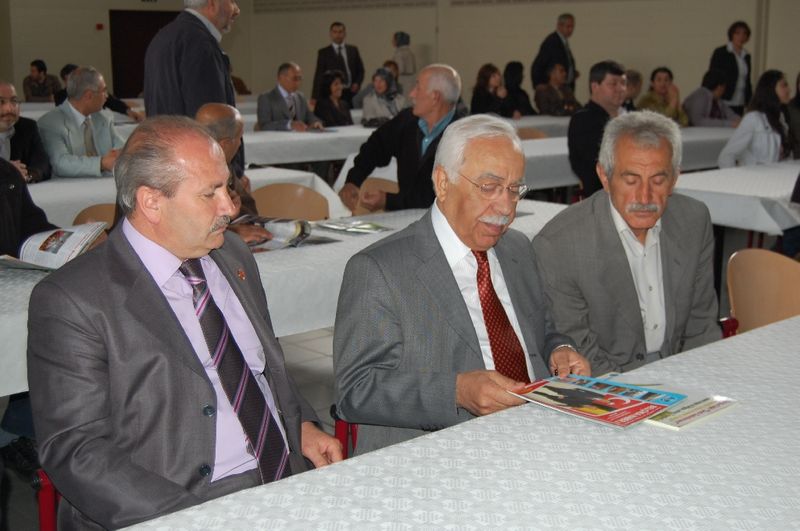 MİLLİ MESELELERİMİZ MASAYA YATIRILDI