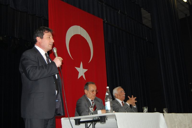 SOMUNCUOĞLU: “IRKÇILIĞA KARŞIYIZ DİMİMİZDE IRKÇILIĞI KABUL ETMEZ”