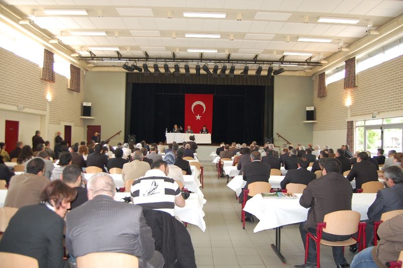 SOMUNCUOĞLU: “IRKÇILIĞA KARŞIYIZ DİMİMİZDE IRKÇILIĞI KABUL ETMEZ”