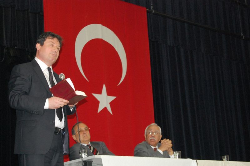SOMUNCUOĞLU: “IRKÇILIĞA KARŞIYIZ DİMİMİZDE IRKÇILIĞI KABUL ETMEZ”