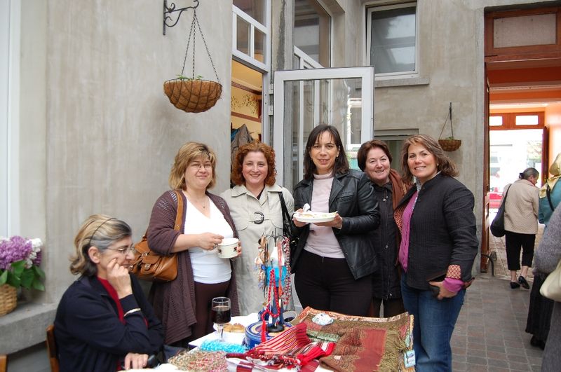BELÇİKA TÜRK KADINLAR DERNEĞİ KERMESİ GÖZ DOLDURDU