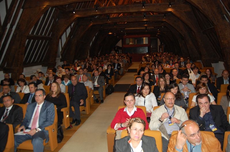 II. Uluslararası Eğitim ve Uyum Kongresi start aldı