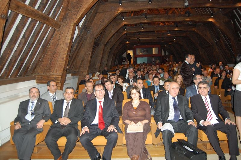 II. Uluslararası Eğitim ve Uyum Kongresi start aldı