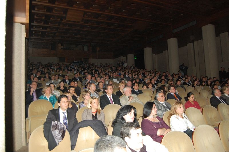 AZERBAYCAN CUMHURİYETİ BAĞIMSIZLIĞINI  BRÜKSEL'DE KUTLADI