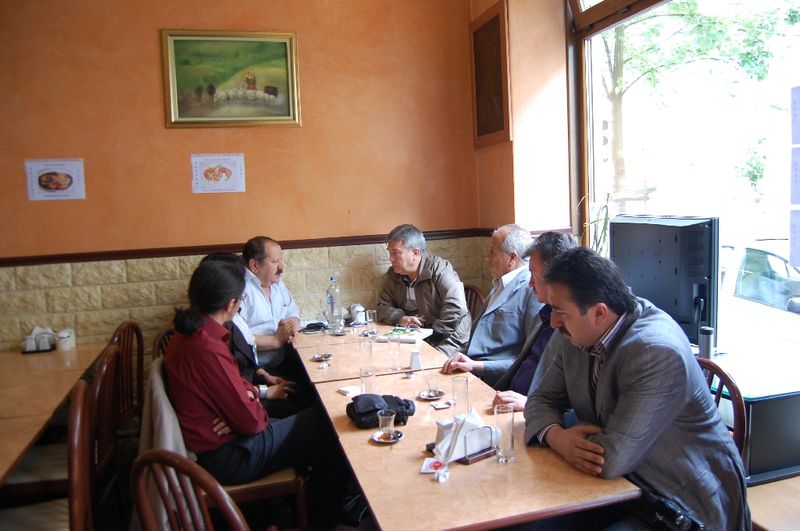DERGİMİZİ AFYON VALİSİ HALUK İMGA'YE TAKDİM ETTİK