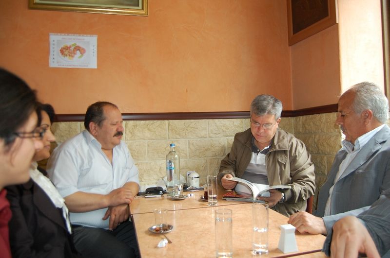DERGİMİZİ AFYON VALİSİ HALUK İMGA'YE TAKDİM ETTİK