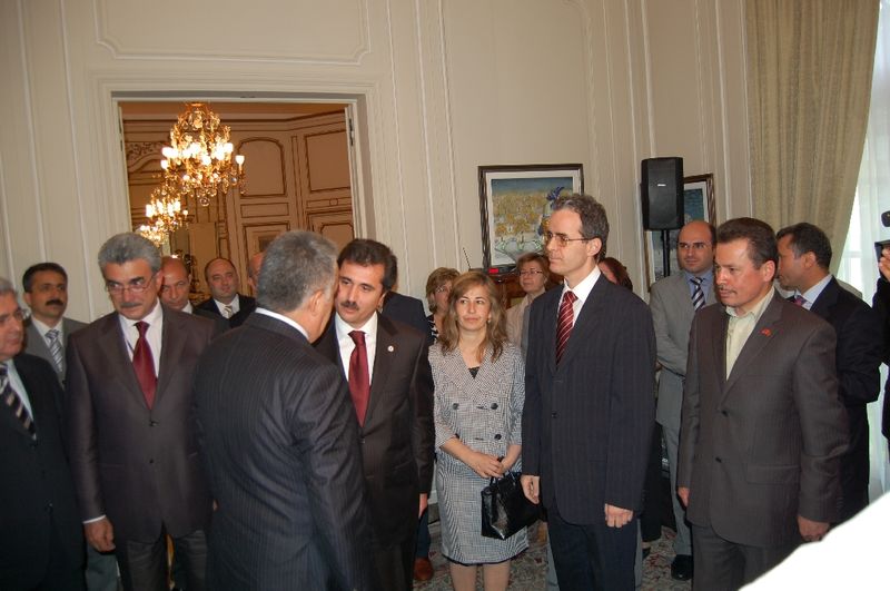 BÜYÜKELÇİ TANLAY'DAN BAKAN YAZICI ONURUNA RESEPSİYON