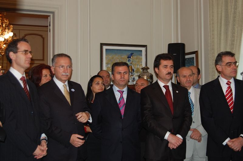 BÜYÜKELÇİ TANLAY'DAN BAKAN YAZICI ONURUNA RESEPSİYON