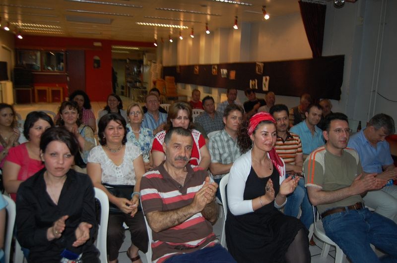 BULGARİSTAN AVRUPA MİLLETVEKİLİ KAZAK DESTEK İSTEDİ