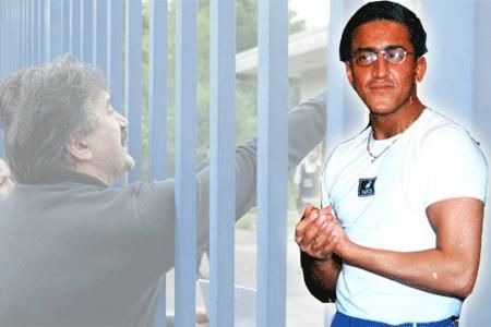 Büyükelçi ve başkonsolos Tekin Ailesi'ni ziyaret etti.