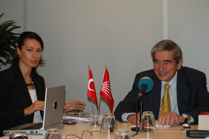 ÖYMEN:BRÜKSEL’DE GÜNDEMLERİ DEĞERLENDİRDİ