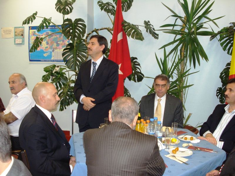 Diyanet Vakfı Federasyon ve Dernek Temsilcilerini Ağırladı