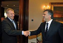 Gül, Leterme İle Görüştü