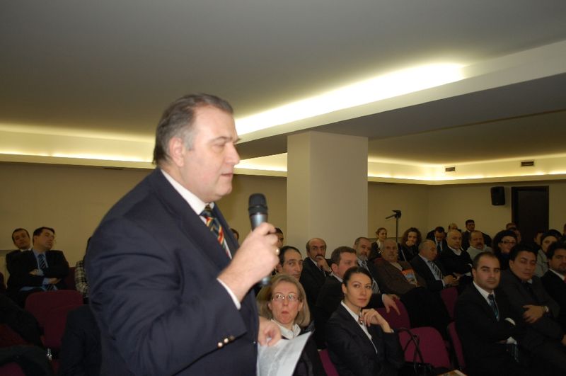 KOMİSYON ÜYELERİ STK TEMSİLCİLERİYLE BULUŞTU