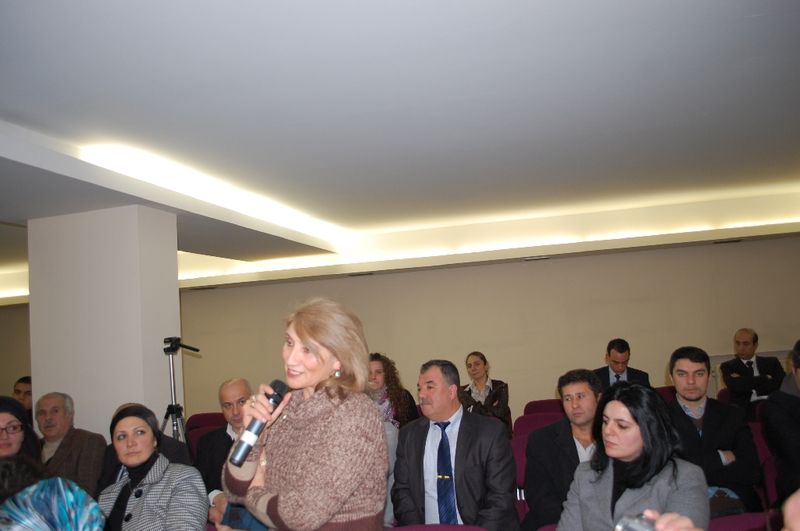 KOMİSYON ÜYELERİ STK TEMSİLCİLERİYLE BULUŞTU