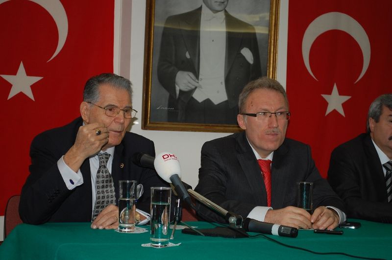 Milletvekilleri temasları hakkında bilgilendirdiler