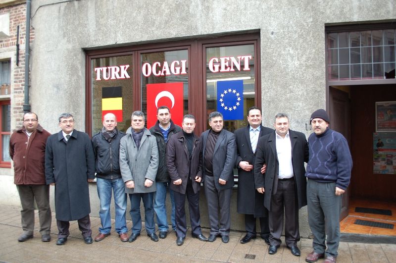 BAŞKONSOLOS ÇAKAR « EĞİTİME YATIRIM YAPIN »