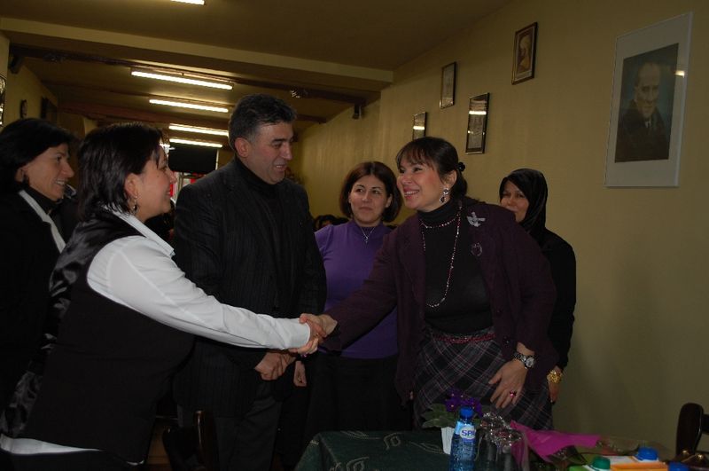 BAŞKONSOLOS ÇAKAR « EĞİTİME YATIRIM YAPIN »