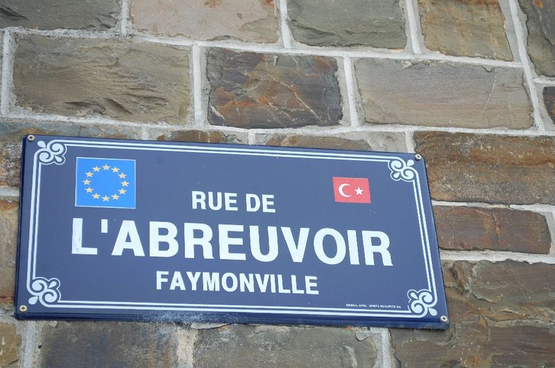 FAYMONVILLE KARNAVALINDA TÜRK BAYRAKLARI DALGALANDI